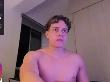 Chaturbate Live Sex Cam of derekolsen_