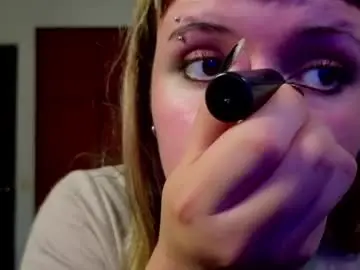 Chaturbate Sex Chat of la_femme_fatale_