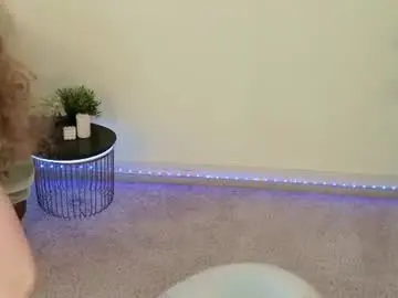 Chaturbate Live Porn of mila_stain