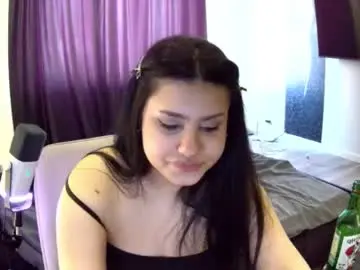 Chaturbate Live Sex Cam of nicole_pretty_