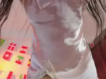 Chaturbate Live Sex Cam of thamara_l11