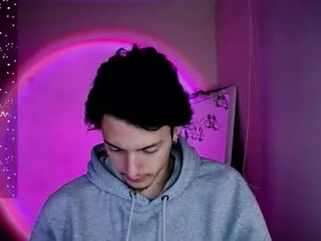 Chaturbate Live Sex Cam of parker_222