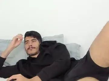 Chaturbate Free Porn Cam of alexander__lips