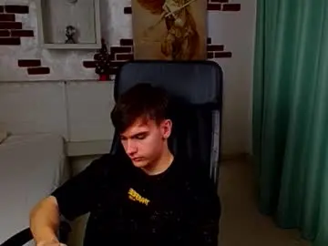 Chaturbate Live Sex Cam of bradyflint