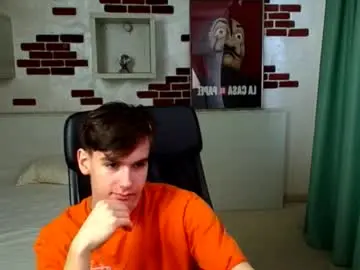 Chaturbate Live Sex Cam of bradyflint