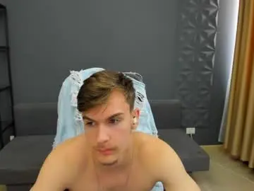 Chaturbate Live Sex Cam of bradyflint