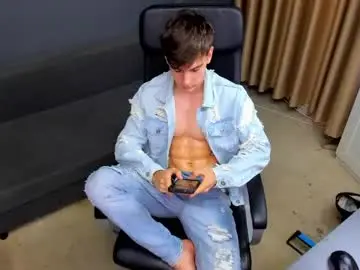 Chaturbate Best live sex cam show of bradyflint