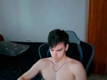 Chaturbate Live Sex Cam of bradyflint