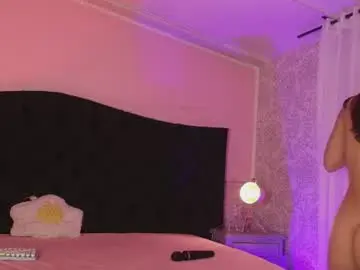Chaturbate Free Live Porn of julieta_cortes__