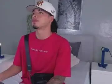 Chaturbate Live Sex Cam of ken_boy_