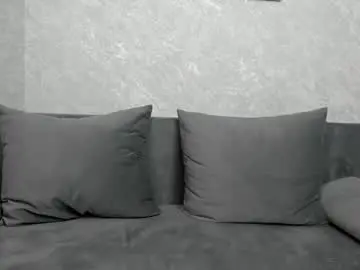 Chaturbate Live Sex Cam of lolly_schiffer