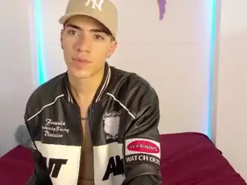 Chaturbate Watch Live Sex Cams of monyel_blake