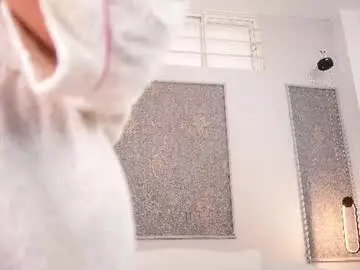 Chaturbate Nude Webcam of nicoleflorens