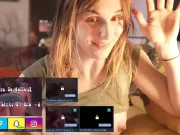 Chaturbate Watch Live Sex Cams of petitecut