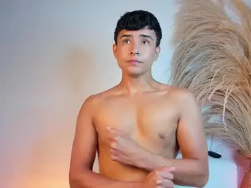 Chaturbate Best live sex cam show of thiago_connor21
