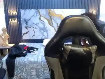 Chaturbate Best live sex cam show of dark_desiree18