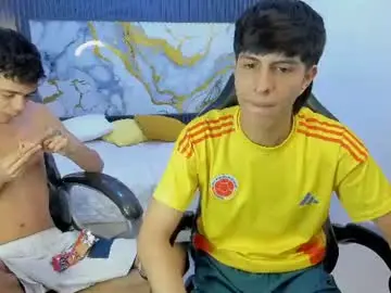 Chaturbate Best live sex cam show of dark_desiree18