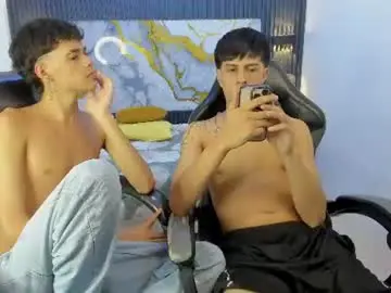 Chaturbate Sex Cam of dark_desiree18