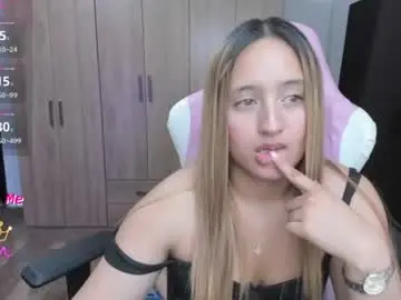 Chaturbate Private Sex Chat of ema_tayy