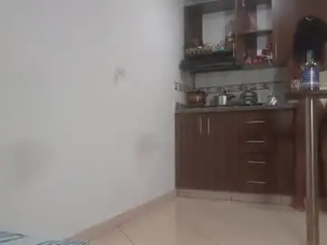 Chaturbate Best live sex cam show of petarda333