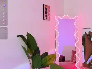 Chaturbate Watch Live Sex Cams of sharlot_tay