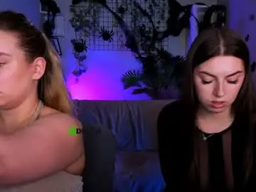 Chaturbate Adult Video Chat of amalialowell