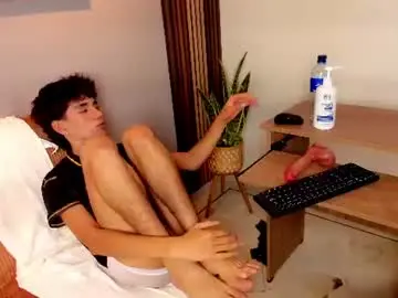 Chaturbate Private Sex Chat of christopher_robin4