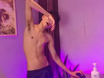 Chaturbate Live Sex Cam of christopher_robin4