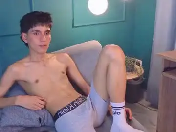 Chaturbate Free Porn Cam of christopher_robin4