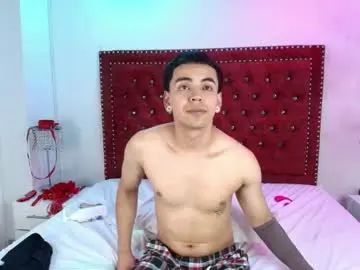 Chaturbate Best live sex cam show of jaden_and_sofia