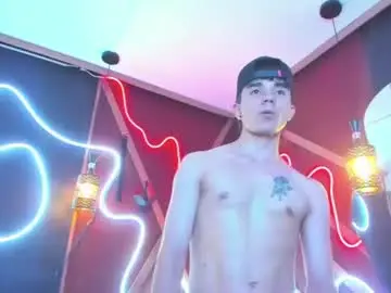 Chaturbate Best live sex cam show of maximumsteel_