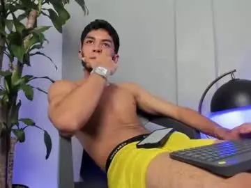 Chaturbate Best live sex cam show of tyler_fox_