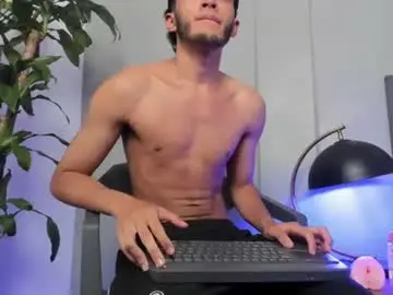 Chaturbate Adult Webcam of tyler_fox_