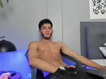 Chaturbate Live Sex of tyler_fox_