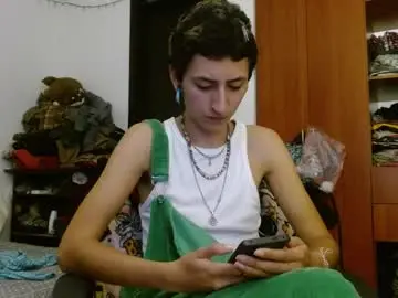 Chaturbate Free Live Porn of malitamuymal22