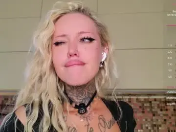 Chaturbate Live Sex Cam of 2badforyou