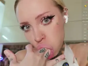 Chaturbate Live Porn of 2badforyou