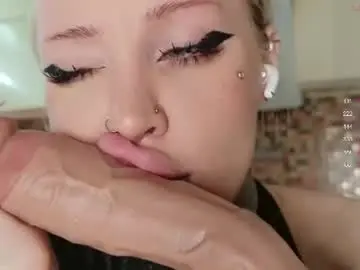 Chaturbate Watch Live Sex Cams of 2badforyou