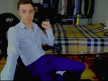 Chaturbate Adult Video Chat of charlieseyer