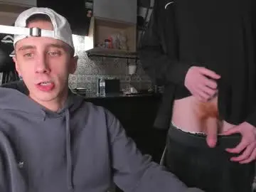 Chaturbate Live Sex Cam of esthetics_boys