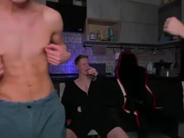 Chaturbate Live Sex of esthetics_boys