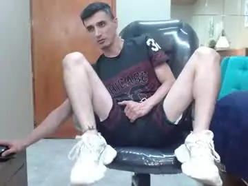 Chaturbate Sex Cam of felipefriendly