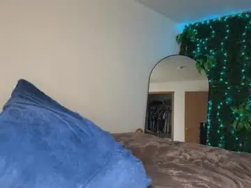 Chaturbate Best live sex cam show of gucciboi4