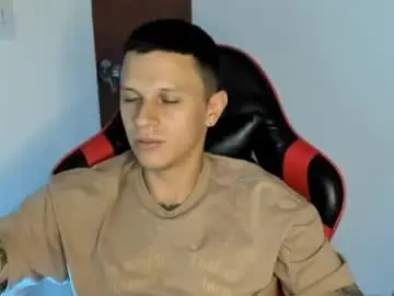 Chaturbate Free Porn Cam of masterdave7