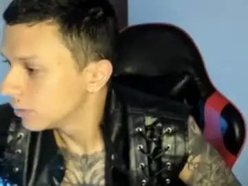 Chaturbate Free Porn Cam of masterdave7