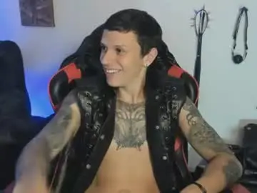 Chaturbate Live Sex Cam of masterdave7