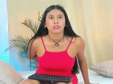 Chaturbate Live Sex Cam of perla_la
