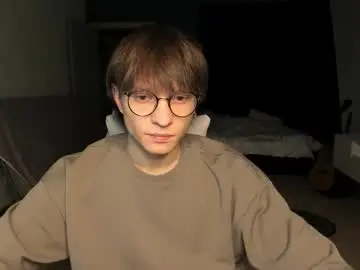 Chaturbate Live Sex Cam of romeo_mercy