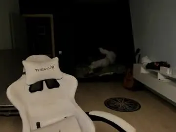 Chaturbate Live Sex Cam of romeo_mercy