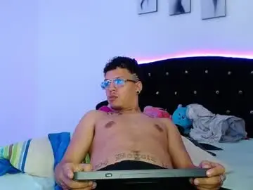Chaturbate Live Sex of bonny_bonss